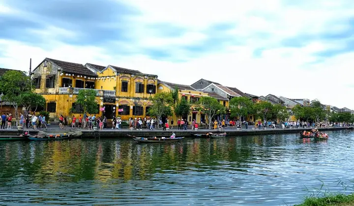 Sông Thu Bồn Hội An: Lịch Sử, Địa Lý Và Những Điểm Tham Quan Không Thể Bỏ Qua Sông Thu Bồn Hội An: Lịch Sử, Địa Lý Và Những Điểm Tham Quan Không Thể Bỏ Qua