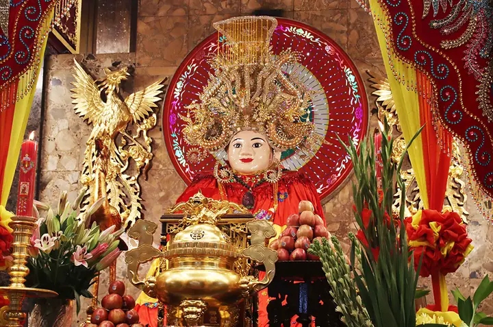 Sự Tích Bà Chúa Xứ Núi Sam: Câu Chuyện Huyền Bí Và Ý Nghĩa Tâm Linh Sự Tích Bà Chúa Xứ Núi Sam: Câu Chuyện Huyền Bí Và Ý Nghĩa Tâm Linh