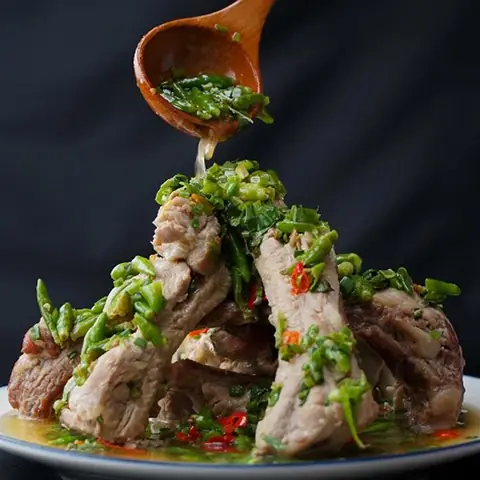 Cách Làm Sườn Cay Khổng Lồ Thái Lan Chuẩn Vị – Hướng Dẫn Chi Tiết Từ Nguyên Liệu Tới Trang Trí Cách Làm Sườn Cay Khổng Lồ Thái Lan Chuẩn Vị – Hướng Dẫn Chi Tiết Từ Nguyên Liệu Tới Trang Trí
