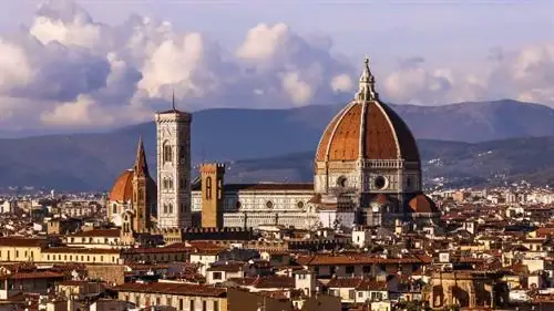 Khám Phá Thánh Đường Santa Maria Del Fiore: Lịch Sử, Kiến Trúc Và Hướng Dẫn Du Lịch Cho Du Khách Khám Phá Thánh Đường Santa Maria Del Fiore: Lịch Sử, Kiến Trúc Và Hướng Dẫn Du Lịch Cho Du Khách