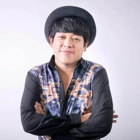 Thanh Tân Là Gì? Ý Nghĩa Từ Ngữ Và Dấu Ấn Trong Âm Nhạc Đương Đại Thanh Tân Là Gì? Ý Nghĩa Từ Ngữ Và Dấu Ấn Trong Âm Nhạc Đương Đại
