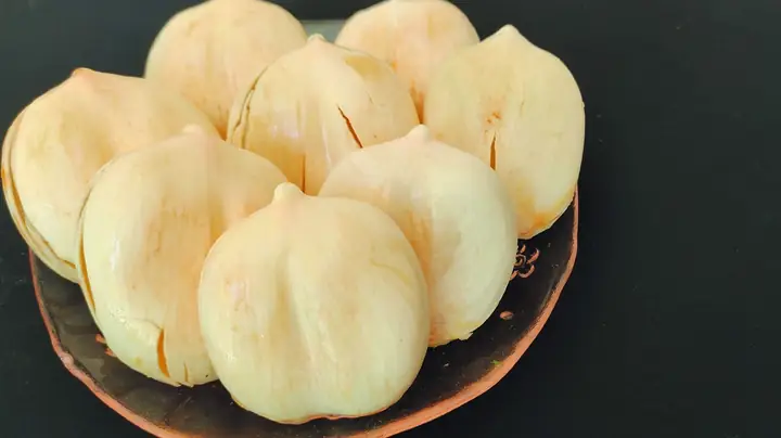 Thốt Nốt Là Gì? Tổng Quan Về Cây Thốt Nốt, Công Dụng Và Cách Dùng Đường Thốt Nốt