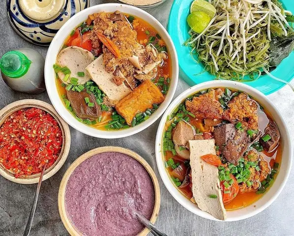 Tối Ăn Gì Ở Sài Gòn? 25 Địa Điểm & Món Ngon Không Thể Bỏ Lỡ Tối Ăn Gì Ở Sài Gòn? 25 Địa Điểm & Món Ngon Không Thể Bỏ Lỡ