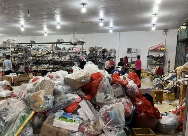 Tổng Kho Hàng Tiêu Dùng: Nguồn Sỉ Uy Tín Và Cách Lựa Chọn Nhà Cung Cấp Tổng Kho Hàng Tiêu Dùng: Nguồn Sỉ Uy Tín Và Cách Lựa Chọn Nhà Cung Cấp
