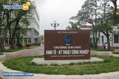 Trường Xê Cu Là Trường Nào? Giải Mã Tên Gọi Của Đại Học Kinh Tế – Kỹ Thuật Công Nghiệp