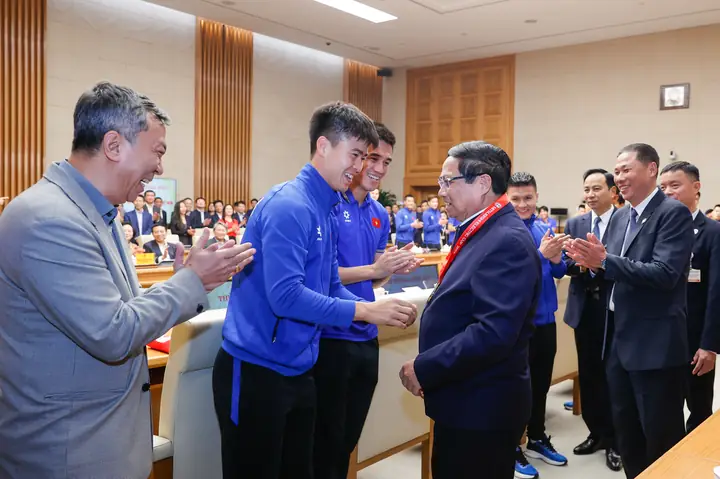 Tướng Da Mặt Bóng