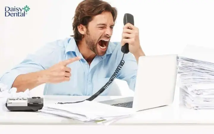 Tướng Đàn Ông Ngủ Nghiến Răng
