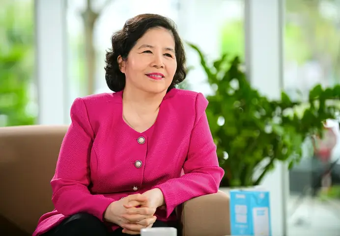 Tướng Mạo Phụ Nữ Quyền Lực Tướng Mạo Phụ Nữ Quyền Lực