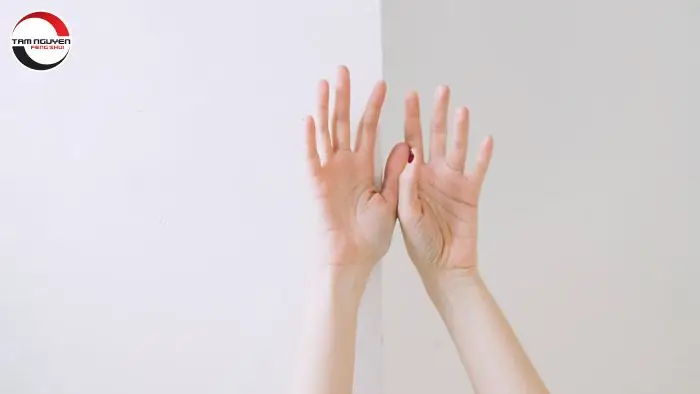 Tướng Phụ Nữ Có Có Tay Nhỏ Tướng Phụ Nữ Có Có Tay Nhỏ
