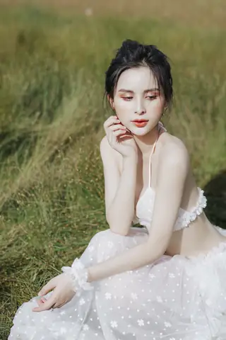 Á Hậu Chuyển Giới Tường Vi Là Ai Và Hành Trình Từ Sàn Diễn Về Cuộc Sống Đời Thường Á Hậu Chuyển Giới Tường Vi Là Ai Và Hành Trình Từ Sàn Diễn Về Cuộc Sống Đời Thường
