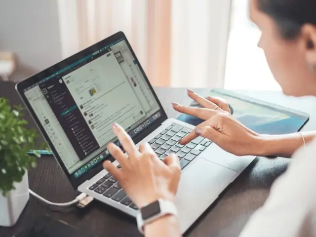 Tuyển Dụng Việc Làm Trực Page Tại Nhà: Cẩm Nang Tìm Kiếm Và Ứng Tuyển Hiệu Quả Tuyển Dụng Việc Làm Trực Page Tại Nhà: Cẩm Nang Tìm Kiếm Và Ứng Tuyển Hiệu Quả