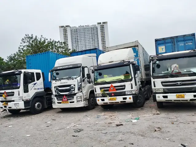 Dịch Vụ Vận Chuyển Hàng Hóa Tại Hà Nội: Bảng Giá Cước Và Lộ Trình Tối Ưu Dịch Vụ Vận Chuyển Hàng Hóa Tại Hà Nội: Bảng Giá Cước Và Lộ Trình Tối Ưu