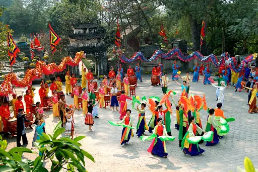 Văn Hoá Việt Nam: Đặc Trưng, Nguồn Gốc Và Các Yếu Tố Tạo Nên Bản Sắc Dân Tộc Văn Hoá Việt Nam: Đặc Trưng, Nguồn Gốc Và Các Yếu Tố Tạo Nên Bản Sắc Dân Tộc