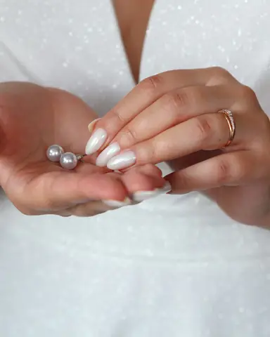 Cách Vệ Sinh Bông Tai Tại Nhà An Toàn, Nhanh Chóng – Hướng Dẫn Chi Tiết Cách Vệ Sinh Bông Tai Tại Nhà An Toàn, Nhanh Chóng – Hướng Dẫn Chi Tiết