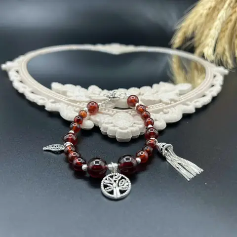 Mua Vòng Tay Chuông Gió: Các Loại, Chất Liệu, Giá & Cách Chọn Cho Nữ Mua Vòng Tay Chuông Gió: Các Loại, Chất Liệu, Giá & Cách Chọn Cho Nữ