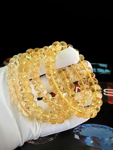 Hướng Dẫn Chọn Và Bảo Quản Vòng Tay Đá Citrine Cho Người Yêu Thời Trang Hướng Dẫn Chọn Và Bảo Quản Vòng Tay Đá Citrine Cho Người Yêu Thời Trang