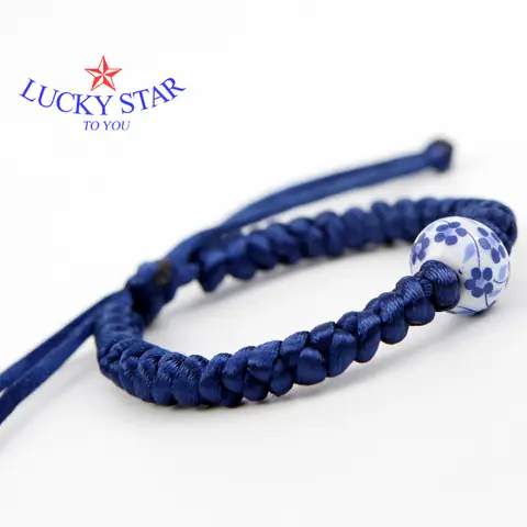 Hướng Dẫn Chọn Và Đặt Mua Vòng Tay Dây Vải Cho Sự Kiện – Giá, Chất Liệu, Mẫu Mã Hướng Dẫn Chọn Và Đặt Mua Vòng Tay Dây Vải Cho Sự Kiện – Giá, Chất Liệu, Mẫu Mã