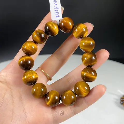 Vòng Tay Mắt Hổ Là Gì? Công Dụng, Cách Chọn Và Bảo Quản Cho Người Mới Bắt Đầu Vòng Tay Mắt Hổ Là Gì? Công Dụng, Cách Chọn Và Bảo Quản Cho Người Mới Bắt Đầu
