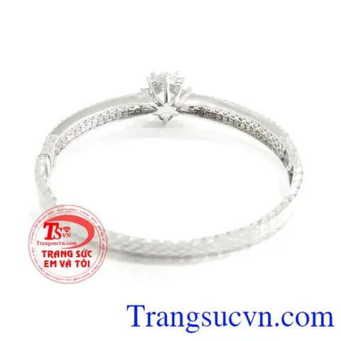 Cách Chọn Vòng Tay Tặng Vợ Vừa Ý – Gợi Ý Mẫu, Phong Cách Và Ngân Sách Cho Mọi Dịp