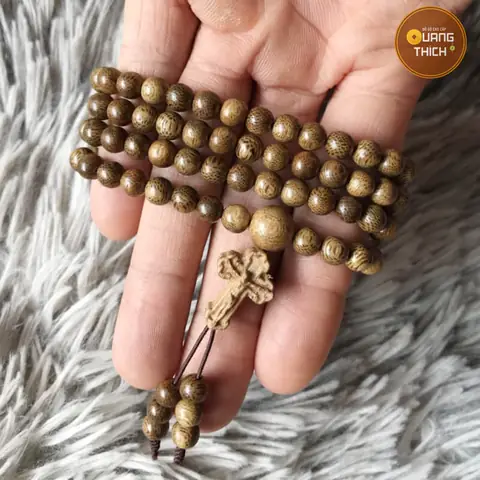Vòng Tay Thiên Chúa Là Gì? Ý Nghĩa, Cách Đeo Và Lựa Chọn Cho Người Mới Bắt Đầu Vòng Tay Thiên Chúa Là Gì? Ý Nghĩa, Cách Đeo Và Lựa Chọn Cho Người Mới Bắt Đầu