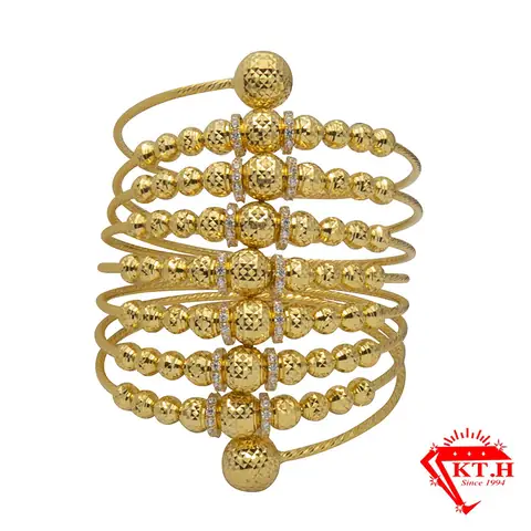 Hướng Dẫn Chọn Mua Vòng Tay Xoắn Ốc: Các Loại, Chất Liệu Và Cách Phối Đồ Phù Hợp