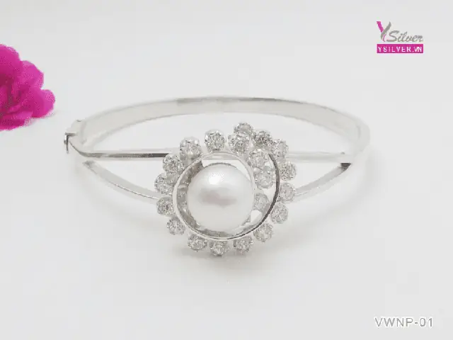 Hướng Dẫn Chọn Mua Vòng Tay Xoắn Ốc: Các Loại, Chất Liệu Và Cách Phối Đồ Phù Hợp