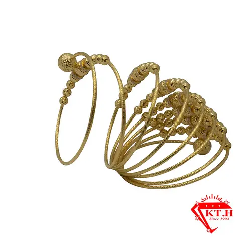 Hướng Dẫn Chọn Mua Vòng Tay Xoắn Ốc: Các Loại, Chất Liệu Và Cách Phối Đồ Phù Hợp