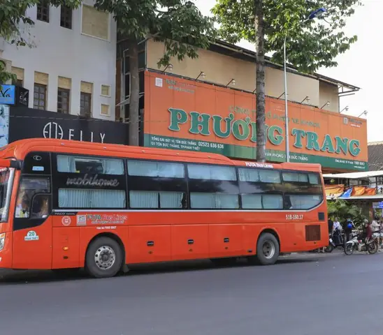 Đặt Vé Xe Khách Từ Sài Gòn Đi Phan Thiết: Giá, Lịch Trình Và Nhà Xe Uy Tín