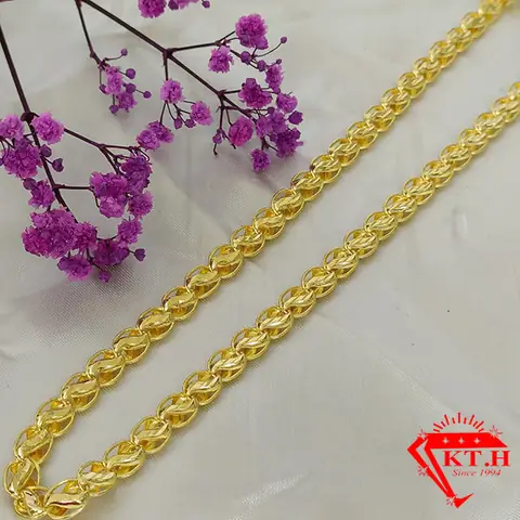 Xem Dây Chuyền Vàng Xem Dây Chuyền Vàng