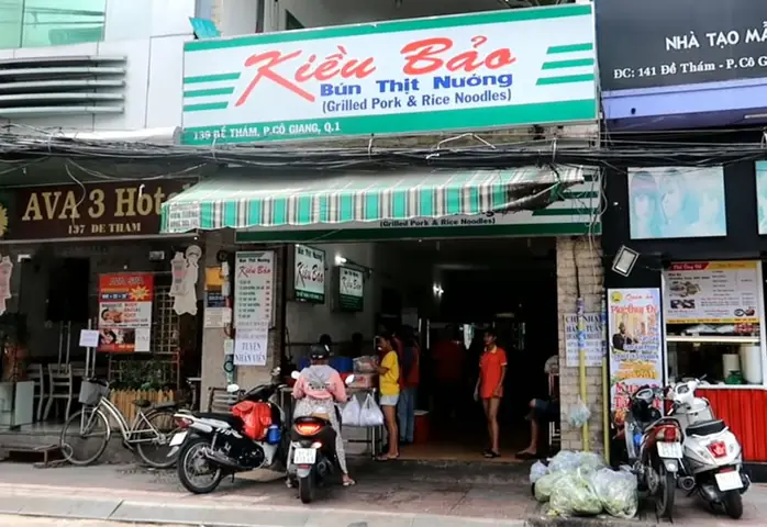 Review Bún Thịt Nướng Kiều Bảo 139 Đề Thám: Menu, Giá, Không Gian & Đánh Giá Thực Tế