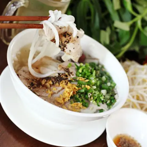 Bánh Canh Trảng Bàng Cô Ba Ở Quận 6: Địa Chỉ, Thực Đơn Và Đánh Giá Chi Tiết