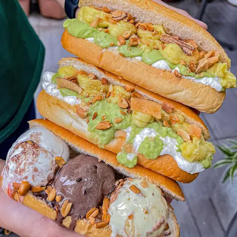 Top 10 Tiệm Bánh Mì Kẹp Kem Ngon Nhất Sài Gòn – Địa Chỉ, Giá Và Mẹo Thưởng Thức Top 10 Tiệm Bánh Mì Kẹp Kem Ngon Nhất Sài Gòn – Địa Chỉ, Giá Và Mẹo Thưởng Thức