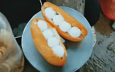 Top 10 Tiệm Bánh Mì Kẹp Kem Ngon Nhất Sài Gòn – Địa Chỉ, Giá Và Mẹo Thưởng Thức Top 10 Tiệm Bánh Mì Kẹp Kem Ngon Nhất Sài Gòn – Địa Chỉ, Giá Và Mẹo Thưởng Thức