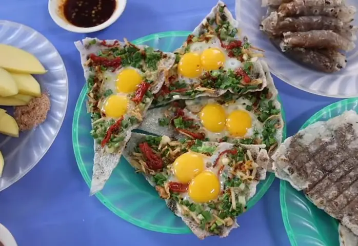 Khám Phá Bánh Tráng Kẹp Dì Hoàng Đà Nẵng: Địa Chỉ K142/46/9 Điện Biên Phủ Và Menu 20k