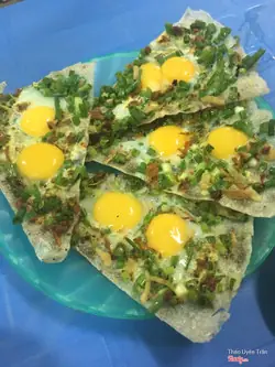 Khám Phá Bánh Tráng Kẹp Dì Hoàng Đà Nẵng: Địa Chỉ K142/46/9 Điện Biên Phủ Và Menu 20k