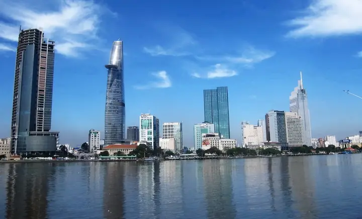 Khám Phá Bến Bạch Đằng Thành Phố Hồ Chí Minh: Công Viên Bến Sông Và Điểm Đến Lịch Sử Tại Quận 1