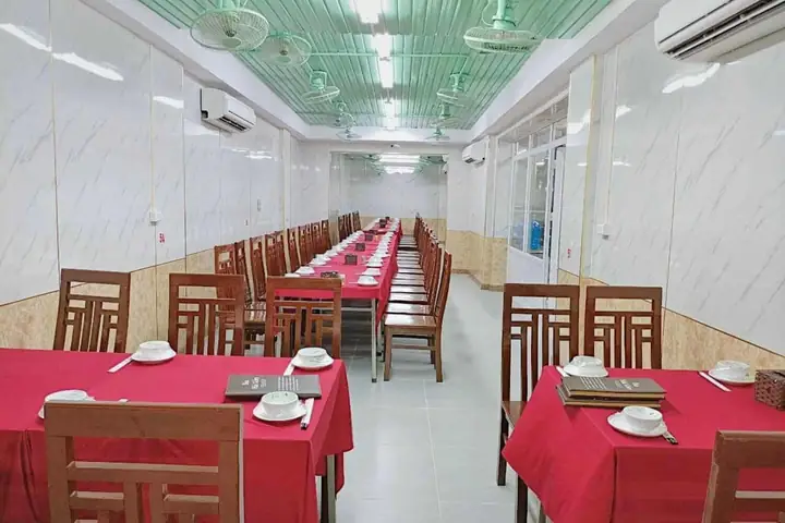 Bia Hải Xồm 91 Hoàng Quốc Việt – Địa Chỉ, Giá Bia, Giờ Mở Cửa Và Cách Thưởng Thức