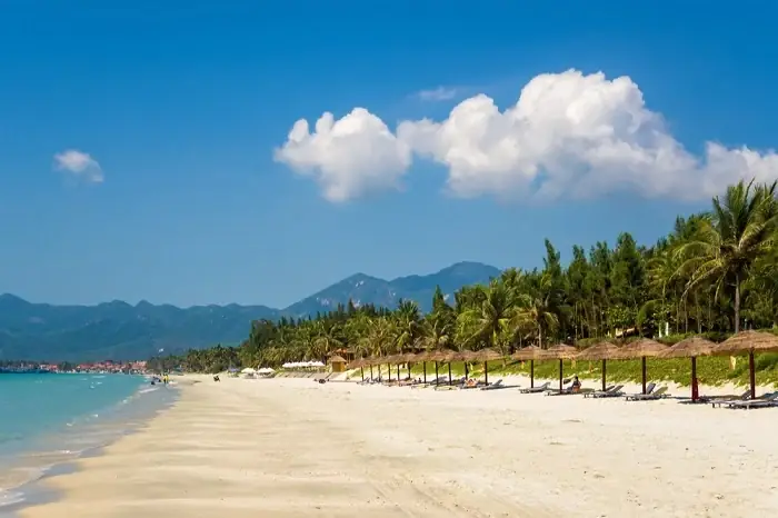 Biển Dốc Lết Nằm Ở Đâu? Địa Chỉ Chi Tiết, Cách Di Chuyển Và Những Điểm Cần Biết Cho Du Khách Biển Dốc Lết Nằm Ở Đâu? Địa Chỉ Chi Tiết, Cách Di Chuyển Và Những Điểm Cần Biết Cho Du Khách
