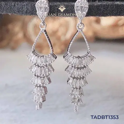Top 10 Mẫu Bông Tai Cô Dâu Đẹp 2026 + Hướng Dẫn Chọn Phù Hợp Cho Ngày Trọng Đại