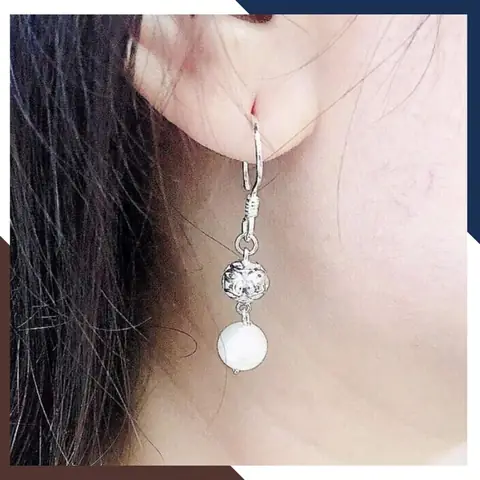 Bông Tai Dài Ngọc Trai: Hướng Dẫn Chọn Mẫu, Phong Cách & Giá Phù Hợp Cho Phụ Nữ Bông Tai Dài Ngọc Trai: Hướng Dẫn Chọn Mẫu, Phong Cách & Giá Phù Hợp Cho Phụ Nữ
