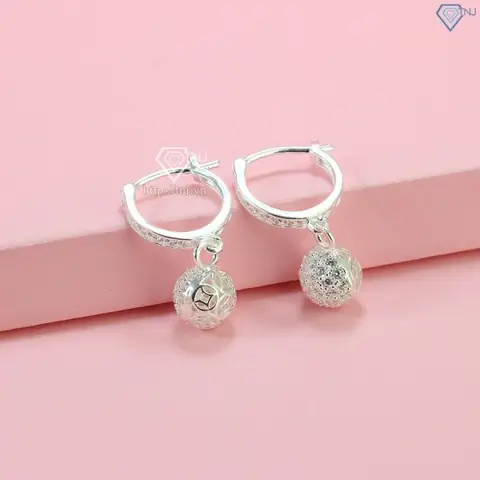 Bông Tai Hình Trái Châu Là Gì? Các Kiểu, Cách Chọn Và Mua Sắm Thông Minh