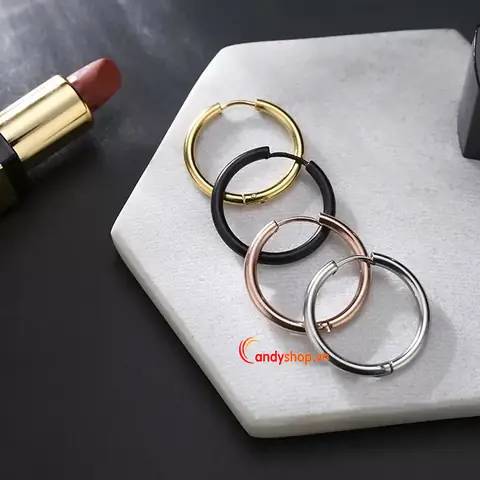 Bông Tai Khoen Tròn Inox: Hướng Dẫn Chọn Mua, Giá Và Bảo Quản Cho Người Mới Bông Tai Khoen Tròn Inox: Hướng Dẫn Chọn Mua, Giá Và Bảo Quản Cho Người Mới