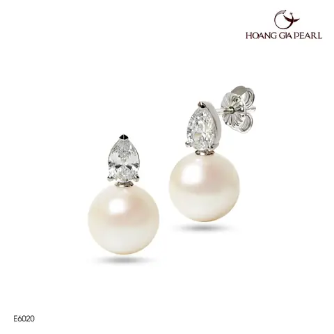 Khám Phá Bông Tai Ngọc Trai Hoàng Gia Pearl: Các Mẫu Đẹp, Chất Liệu Và Giá Bán