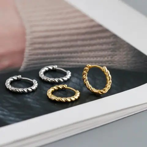 Bông Tai Vòng Tròn To: Hướng Dẫn Chọn Mẫu, Chất Liệu Và Phong Cách Phù Hợp
