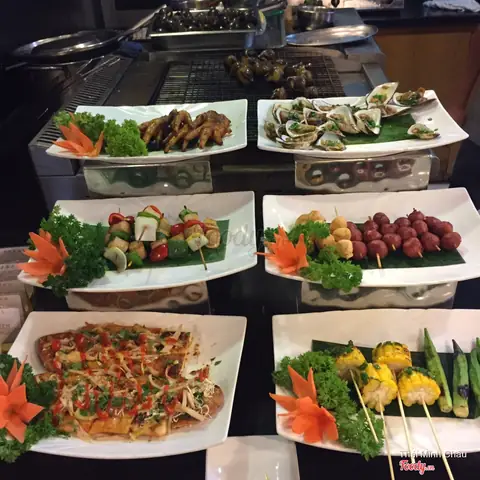 Top Nhà Hàng Buffet Món Việt Ở Sài Gòn Đáng Thử Nhất Cho Thực Khách Sành Ăn