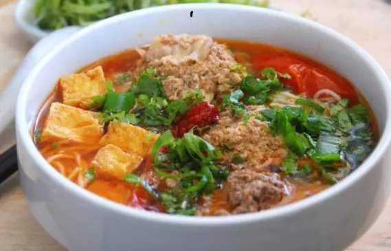 Tổng Hợp Các Quán Bún Riêu Lý Thường Kiệt Buôn Ma Thuột: Địa Chỉ Và Hương Vị Đường Phố Tổng Hợp Các Quán Bún Riêu Lý Thường Kiệt Buôn Ma Thuột: Địa Chỉ Và Hương Vị Đường Phố