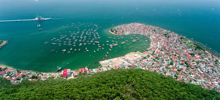 Tổng Hợp Các Địa Điểm Du Lịch Biển Đẹp Nhất Việt Nam: Bãi Biển Và Đảo Lý Tưởng Tổng Hợp Các Địa Điểm Du Lịch Biển Đẹp Nhất Việt Nam: Bãi Biển Và Đảo Lý Tưởng