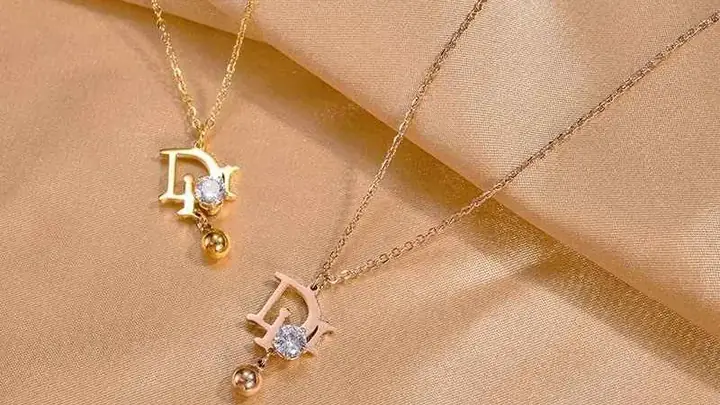 Khám Phá Các Mẫu Dây Chuyền Vàng Ta Đẹp Cho Nam Và Nữ