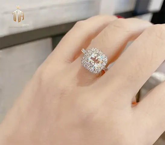 Khám Phá Các Mẫu Nhẫn Vàng Tây Nữ Đẹp Và Giá Tốt Nhất Thị Trường