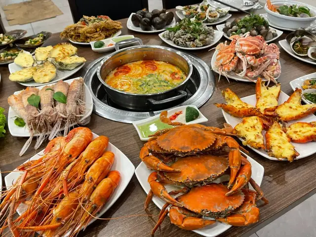 Top 20+ Quán Buffet Hải Sản Hà Nội Ngon Nhất: Phân Loại Theo Giá, Khu Vực & Phong Cách (2026) Top 20+ Quán Buffet Hải Sản Hà Nội Ngon Nhất: Phân Loại Theo Giá, Khu Vực & Phong Cách (2026)